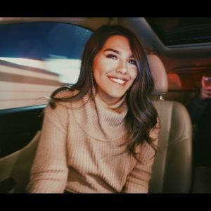 Meet your Posher, Sofia